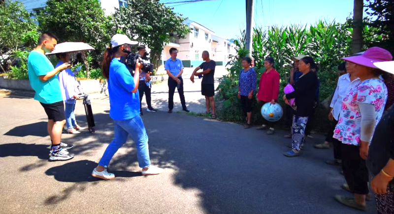 专家调研、咨询对接.jpg 专家调研、咨询对接.jpg